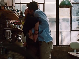 آن مرد گرفت و در دهان خود را از دوجنسی و دانلود فیلم سینمایی سکسی رایگان سپس کاشته کودک